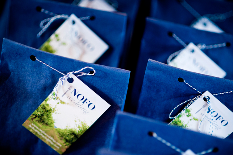 design of gift bags & tags